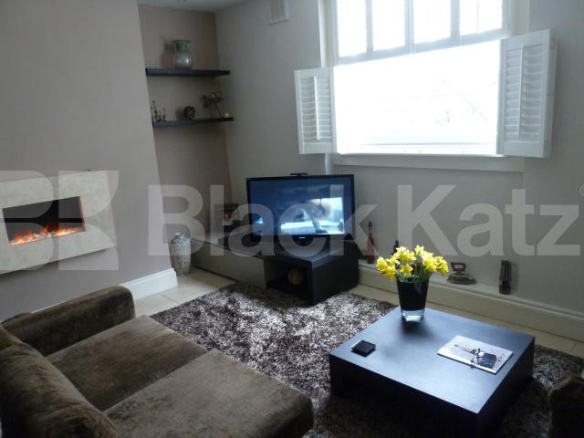 			New Instruction, 2 Bedroom, 1 bath, 1 reception Flat			 Liverpool Road, Barnsbury Islington 